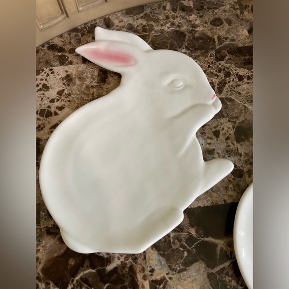 🐰Set of two Bunny Dessert Serving Plates - Picture 2 of 5